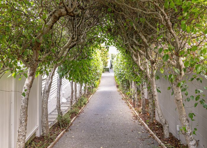  at 8 Lochiel Road, Khandallah, Wellington, Wellington