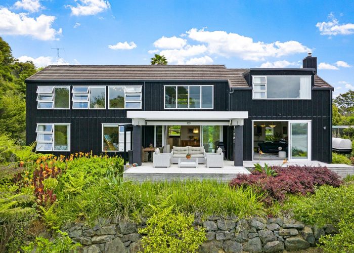  at 14 Creek Street, Sandspit