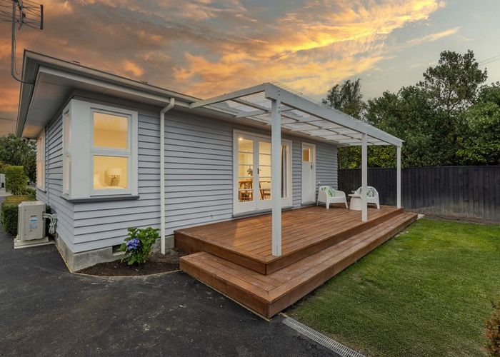  at 8 Lothian Street, Ilam, Christchurch