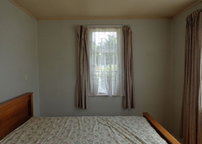  at 12 Loop Road, Benhar, Balclutha