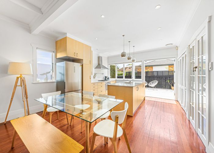  at 7 Montrose Street, Point Chevalier, Auckland