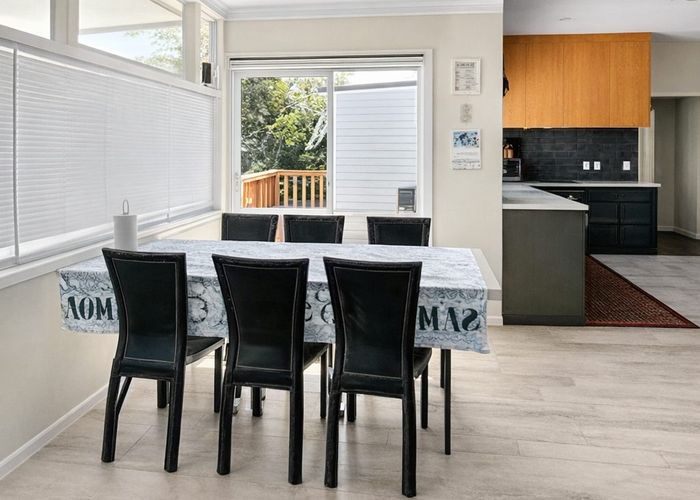  at 1/12 McInnes Road, Weymouth, Manukau City, Auckland