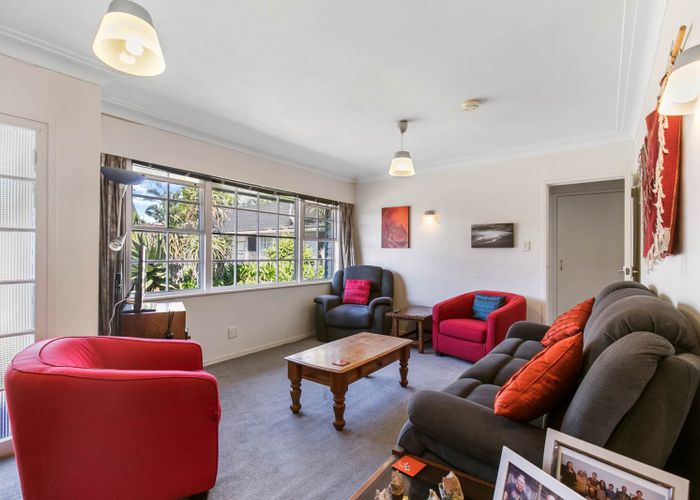  at 5/10 Alana Place, Mount Wellington, Auckland