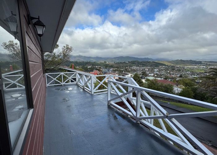  at 15 Alleyne Court, Brown Owl, Upper Hutt, Wellington