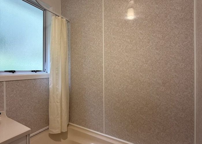  at 34 Arapiko Street, Johnsonville, Wellington, Wellington