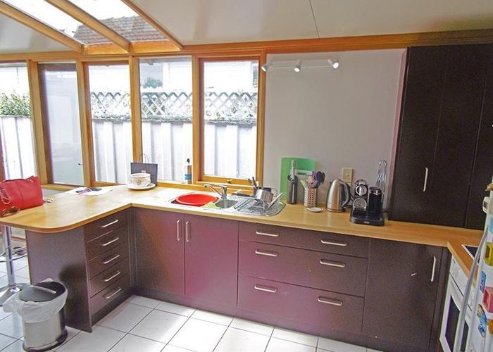  at 11 Paddington Street, Glen Innes, Auckland
