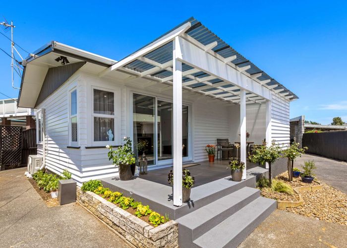  at 73 Oxford Road, Springvale, Whanganui