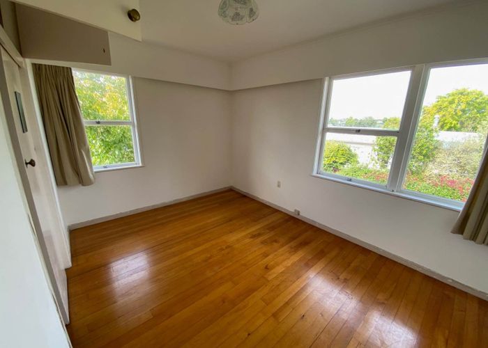  at 1/11 The Rosebowl, Sunnyhills, Manukau City, Auckland