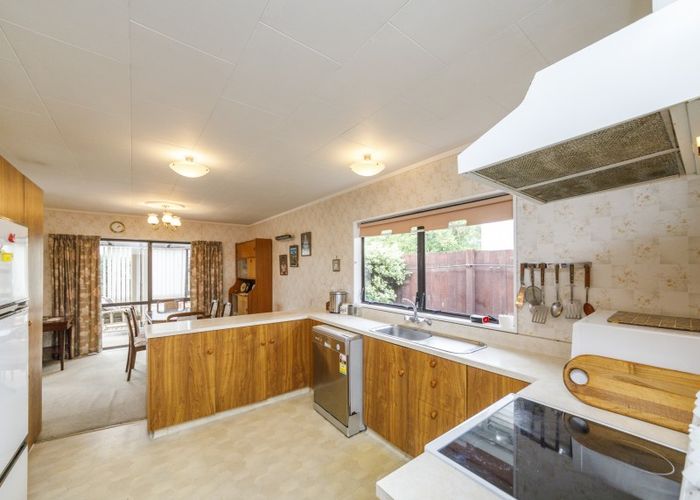  at 2 Woodfield Avenue, Roslyn, Palmerston North