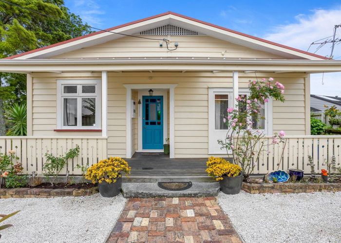  at 40 Rangatira Road, Birkenhead, Auckland