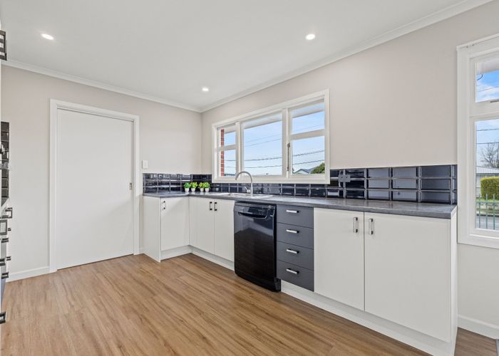  at 21 Hammersley Avenue, Shirley, Christchurch City, Canterbury