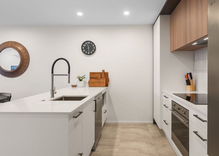  at 102 Leinster Road, Merivale, Christchurch City, Canterbury