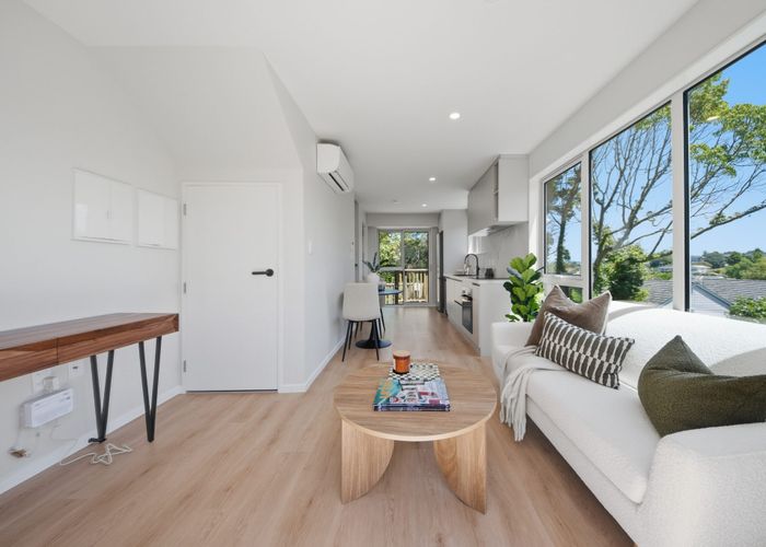  at 8/186 Forrest Hill Road, Forrest Hill, North Shore City, Auckland