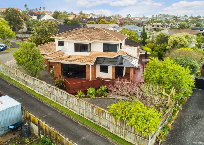  at 20 Chiania Place, Somerville, Auckland