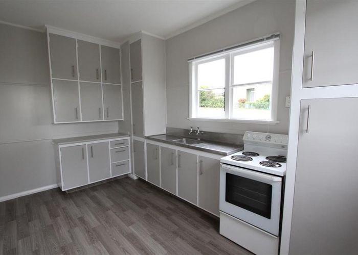  at 114 Forest Lake Road, Forest Lake, Hamilton, Waikato