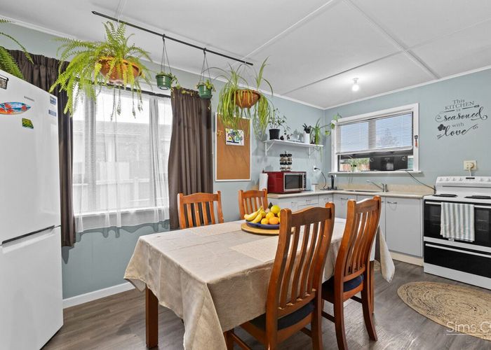  at 8 Omori Place, Castlecliff, Whanganui, Manawatu / Whanganui