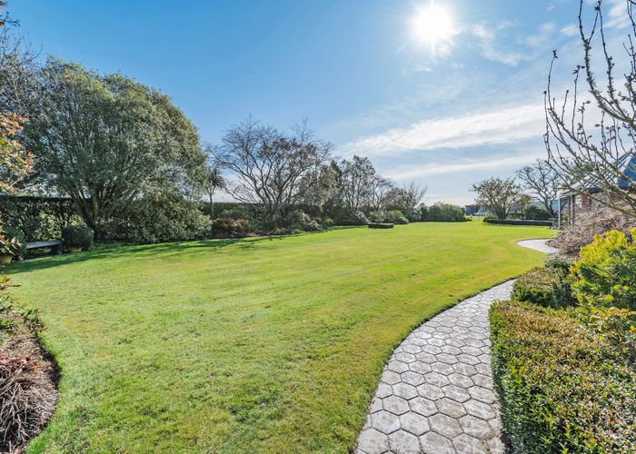  at 1426 Wards Road, Charing Cross, Darfield