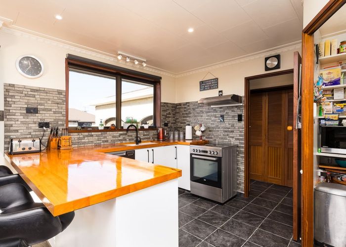  at 10 Price Street, Waimate, Waimate