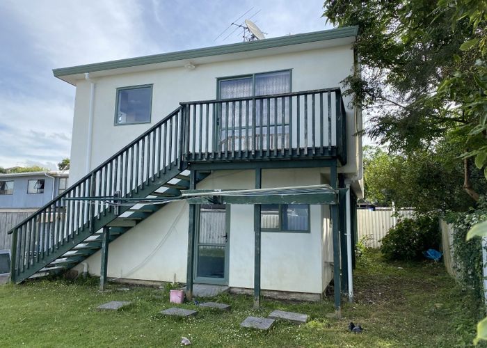  at 20B Aspiring Avenue, Goodwood Heights, Manukau City, Auckland