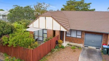  at 1/77 Blockhouse Bay Road, Avondale, Auckland