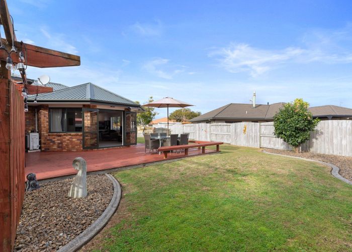  at 5 Lamia Grove, Papamoa Beach, Papamoa