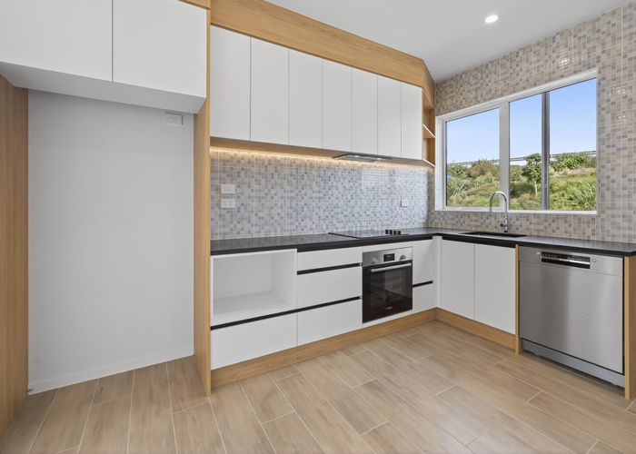  at 9 Wingrove Close, Rosehill, Papakura, Auckland