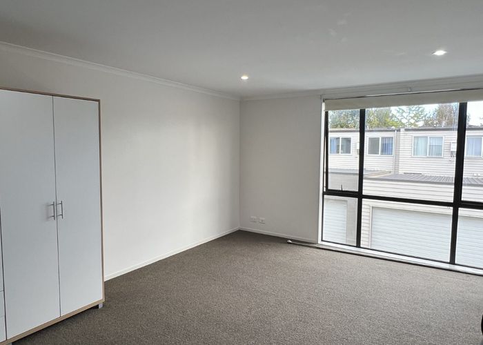  at 10b Mohua Avenue, Takanini, Papakura, Auckland