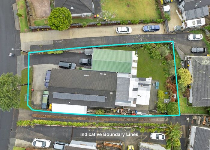  at 31 Redwood Drive, Massey, Waitakere City, Auckland