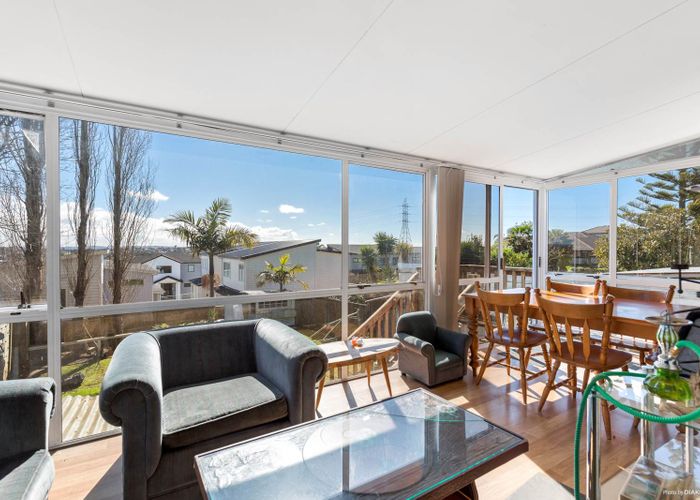  at 80 Royal Road, Massey, Auckland