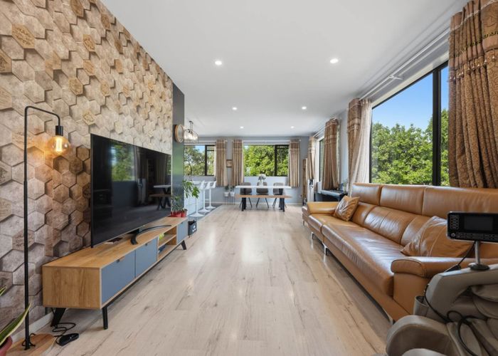  at 11A Ludlow Terrace, Totara Vale, North Shore City, Auckland