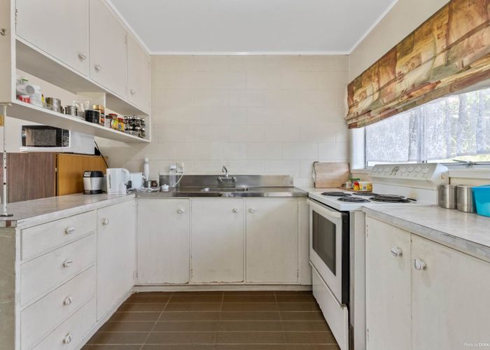  at 2/101 Ash Street, Avondale, Auckland
