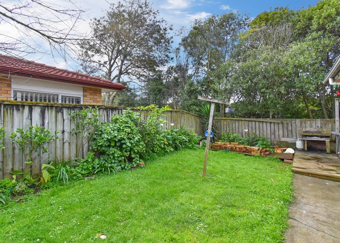  at 104 Crawford Avenue, Mangere Bridge, Auckland