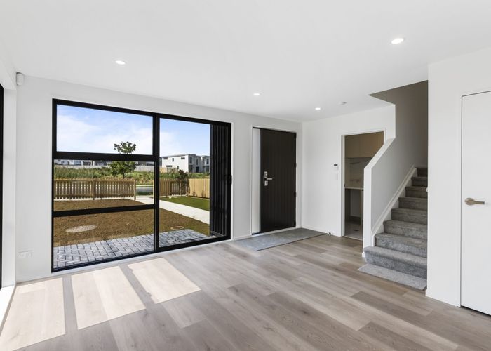  at 33 Karikari Crescent, Takanini, Papakura, Auckland