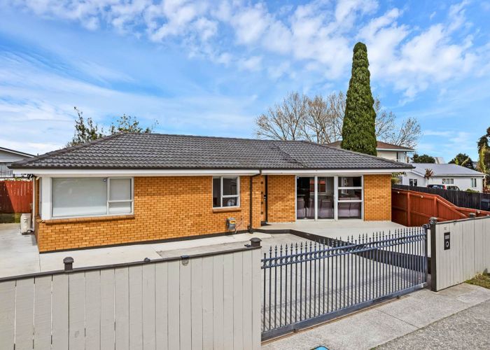  at 52 Henwood Road, Mangere East, Manukau City, Auckland