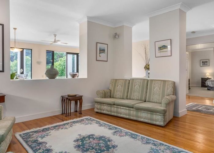  at 6 North Bay, Waikanae