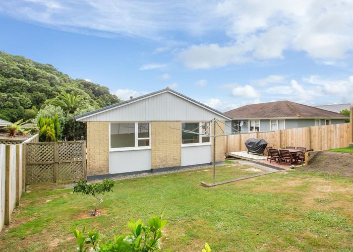  at 89 Rangituhi Crescent, Takapuwahia, Porirua, Wellington