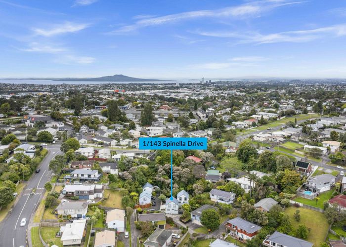 at 1/143 Spinella Drive, Bayswater, North Shore City, Auckland