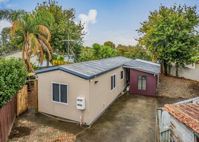  at 13A Pershore Place, Mangere, Auckland