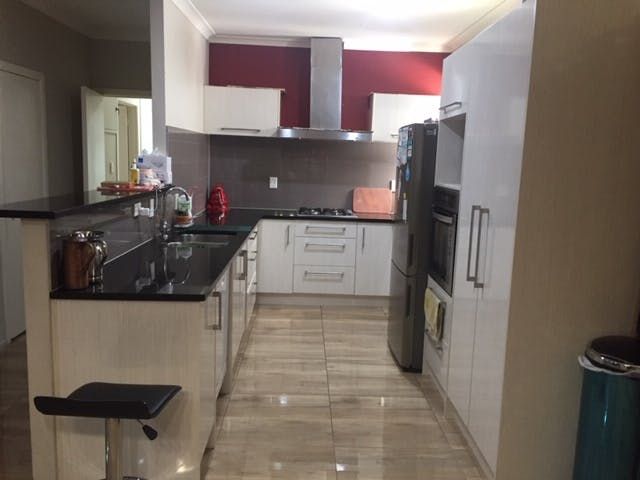  at 2/4 Carlie Street, Papatoetoe, Auckland