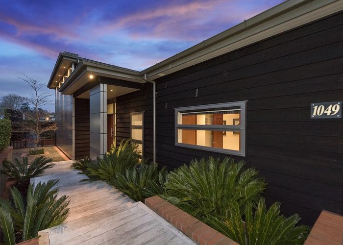  at 1049 River Road, Queenwood, Hamilton