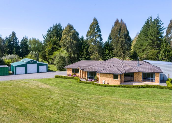  at 302 Para Road, Parkvale, Carterton