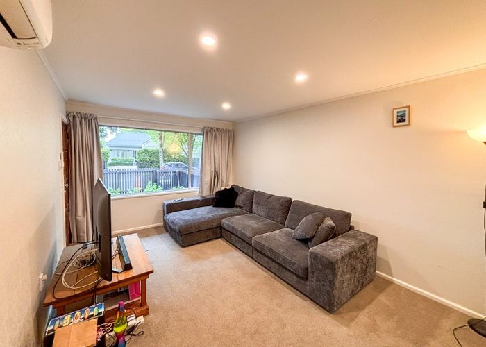  at 2/16 Oxley Avenue, St. Albans, Christchurch City, Canterbury