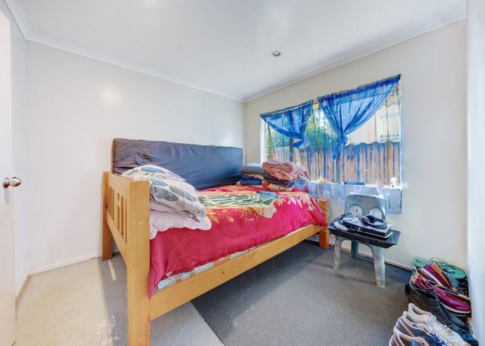  at 22 Enuamanu Road, Favona, Auckland