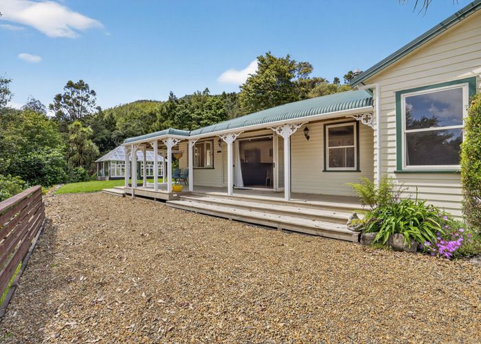  at 2372 State Highway 1, Kaiwaka, Kaipara, Northland