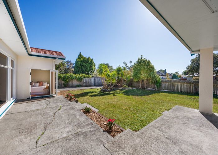  at 16 College Street, Awapuni, Palmerston North, Manawatu / Whanganui