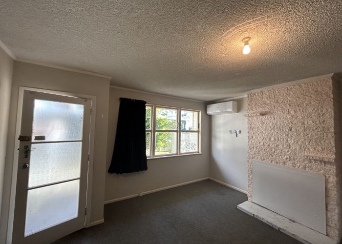  at 2/1217 Victoria Street, Whitiora, Hamilton