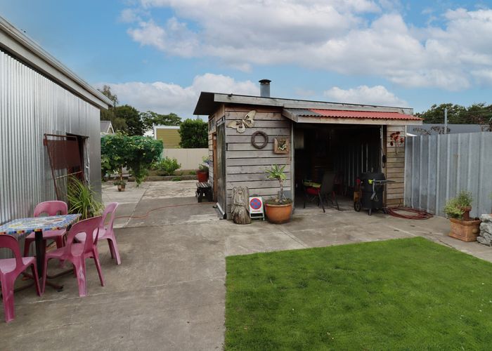  at 6 Victoria Street, Carterton