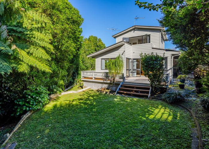 at 99A Redoubt Road, Goodwood Heights, Manukau City, Auckland