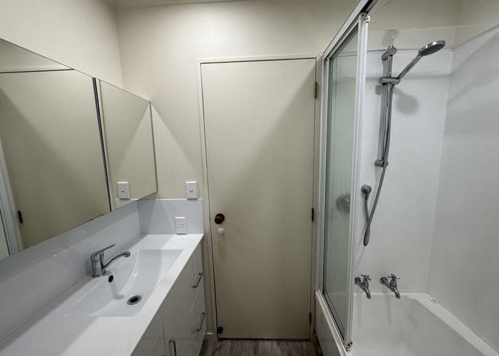  at 884B Papamoa Beach Road, Papamoa, Tauranga, Bay Of Plenty