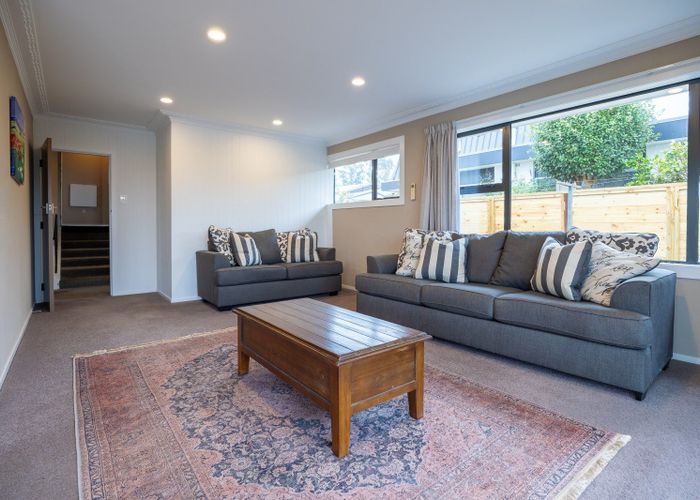  at 6 Resthill Crescent, Glenview, Hamilton, Waikato